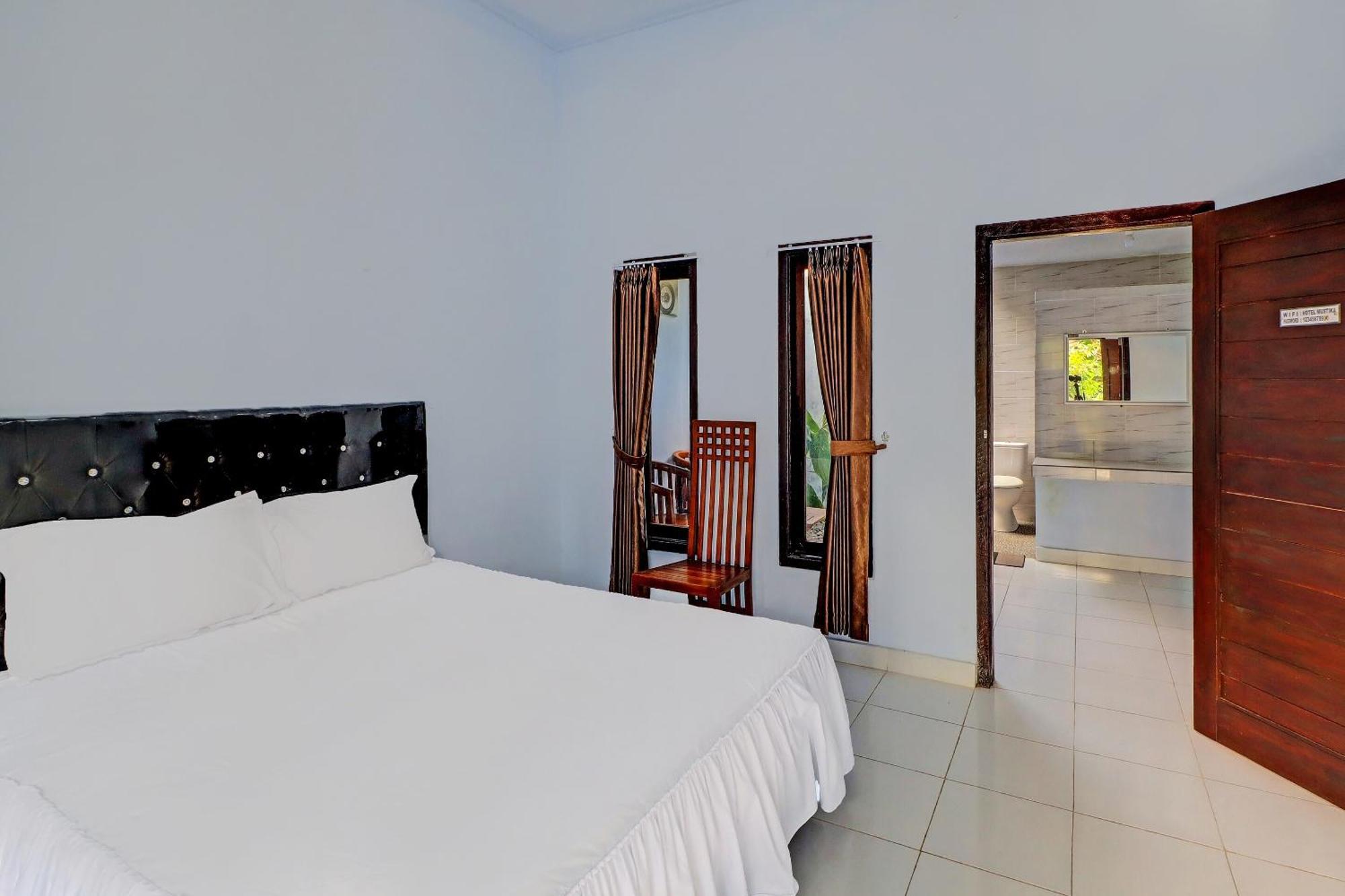 Oyo 92401 Hotel Mustika Negara  Εξωτερικό φωτογραφία